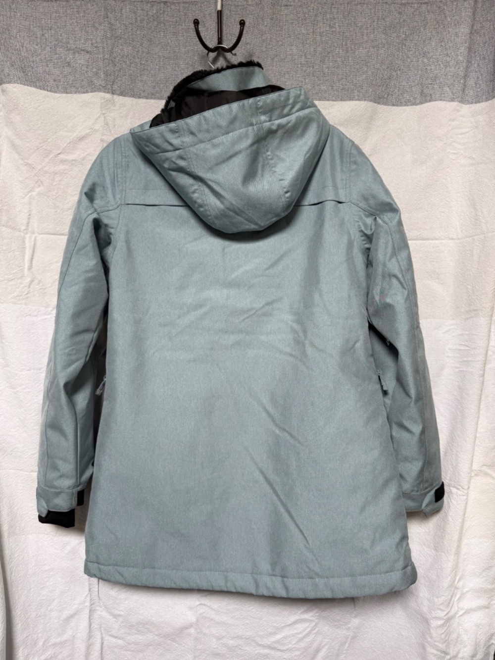 Pulse Snow Jacket - Picture 2 of 6